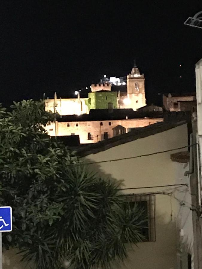 Centro Castillo 9 Caces Kültér fotó
